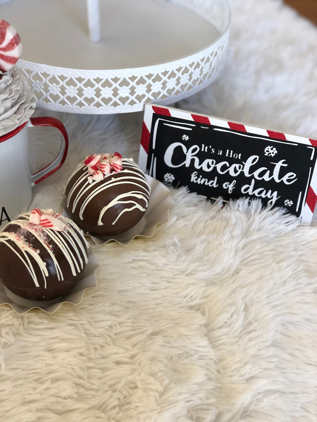 Peppermint Hot Cocoa Bomb