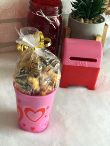 Valentine’s Day Kid Cups Filled with Sweets