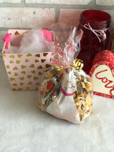 Load image into Gallery viewer, Valentine’s Day Puffed Carmel Corn Pail
