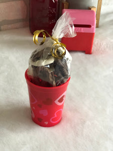 Valentine’s Day Kid Cups Filled with Sweets